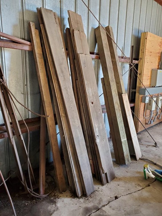 ASSORTMENT OF DIMENSIONAL LUMBER, VARIOUS SIZES (FOR MORE INFO AND LOCATION CALL ROD AT 320-424-1601