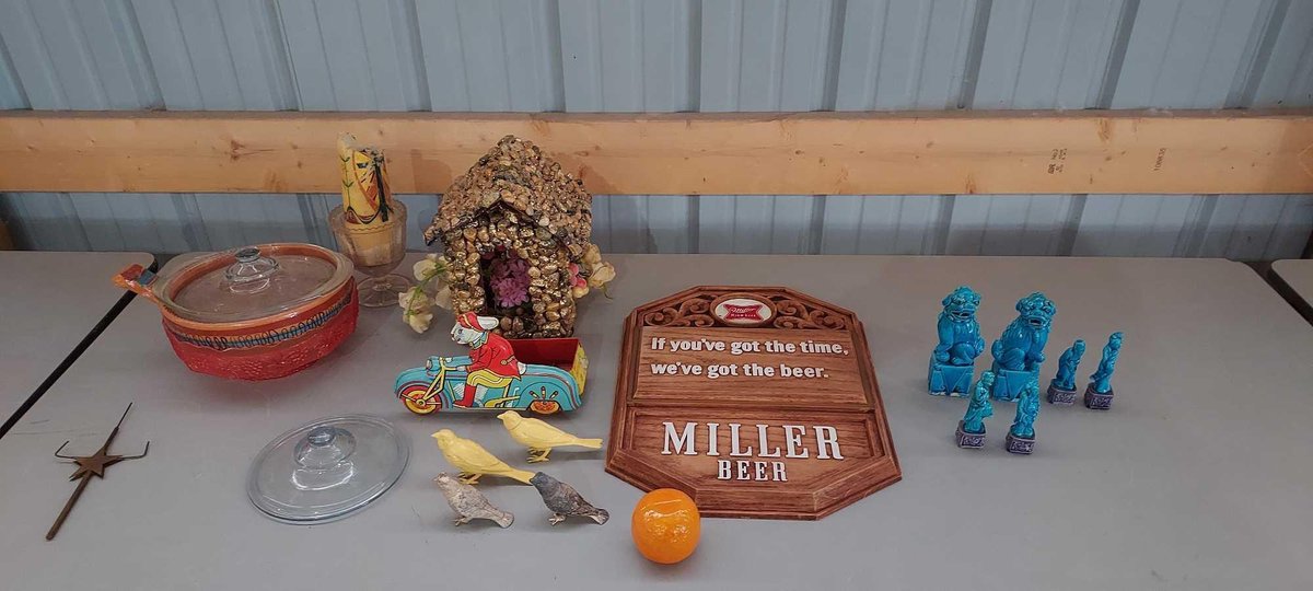 DECORATIVE SIGN, DECORATIVE HOUSE, TIN DISPLAYS, AND MORE
