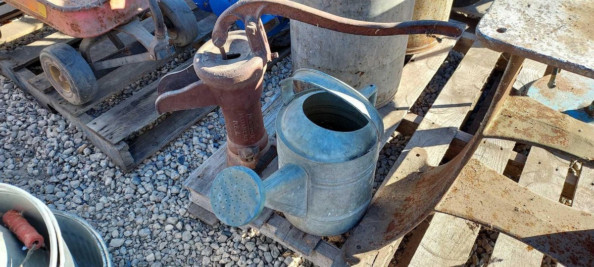 PITCHER PUMP AND WATERING CAN
