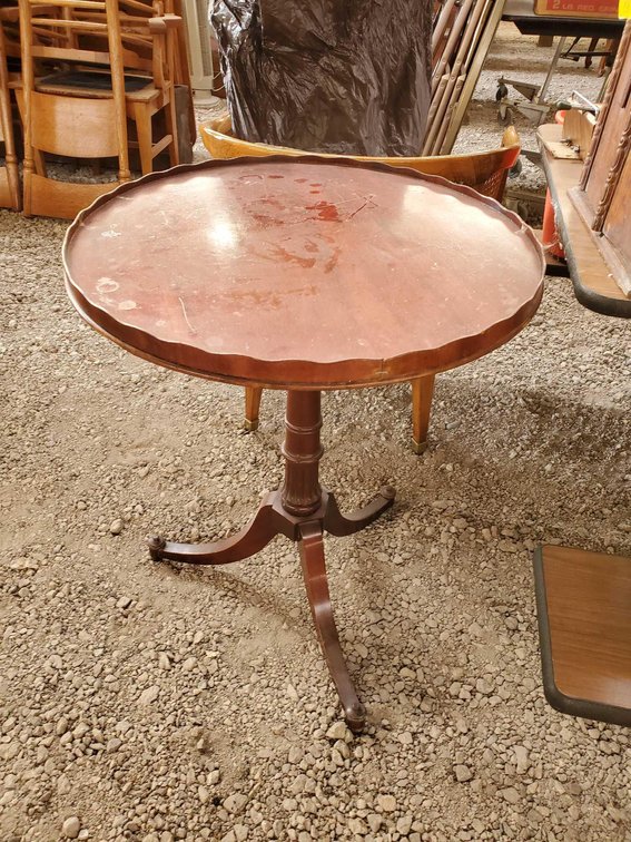VINTAGE WOODEN END TABLE