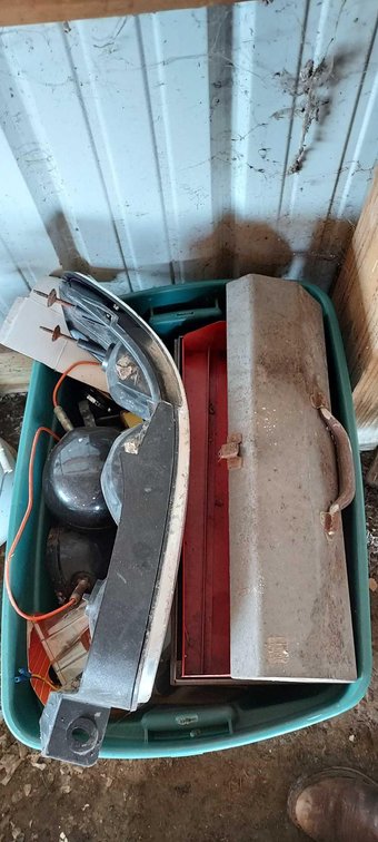 ASSORTMENT OF LIGHTS, METAL TOOLBOX, AND MORE TOOLS
