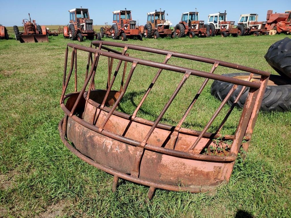 ROUND BALE FEEDER