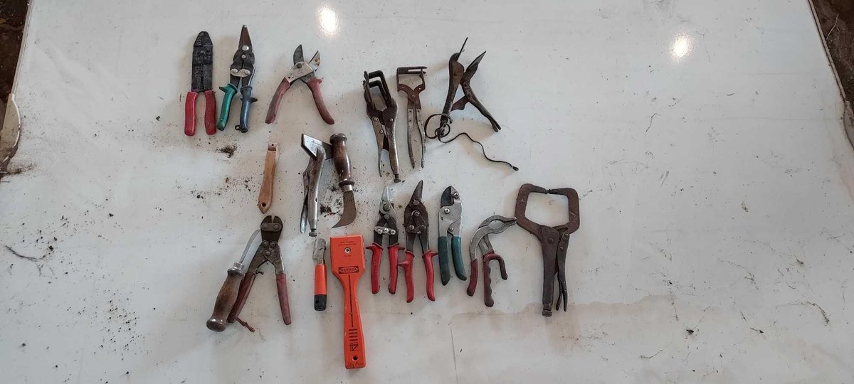 ASSORTMENT OF TIN SNIPS, VISE GRIP, SCRAPERS, AND MORE