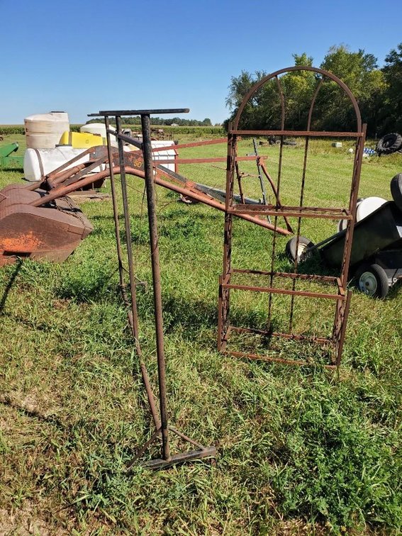 STEEL HANGER RACK AND STEEL SHELF