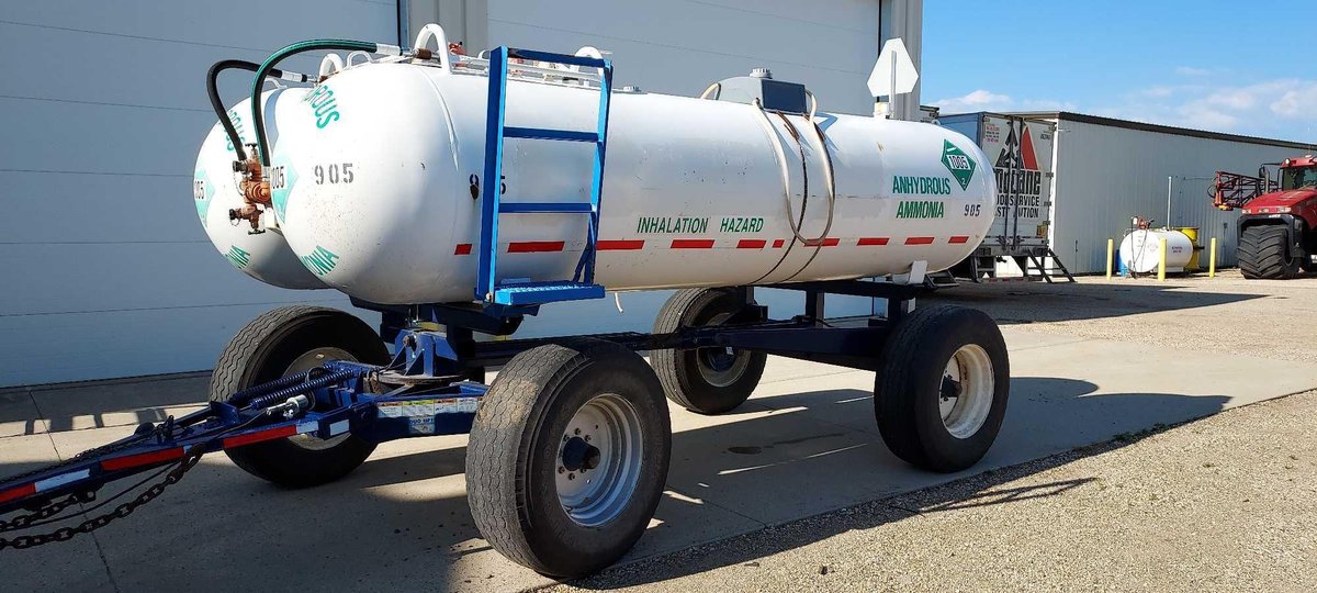 (C-170) DUO LIFT TWIN 1000 GALLON ANHYDROUS TRAILER WITH SPRING-ASSIST-LIFT TELESCOPING HITCH, LIGHT