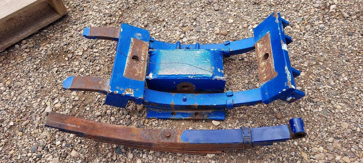 (C-15) TANK SPRING