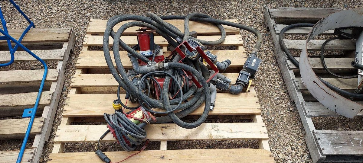 (C-18) (3) SCIENCO SHUTTLE PUMPS, (3 PUMPS AND 3 METERS)