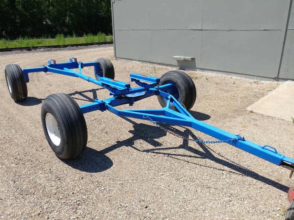 (C-163) NH3 RUNNING GEAR WITH ADJUSTABLE AXEL WIDTH