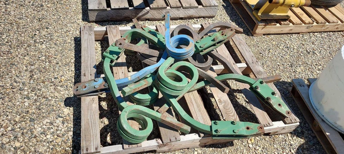 (C-28) NH3 SHANKS (APPROXIMATELY 9) 