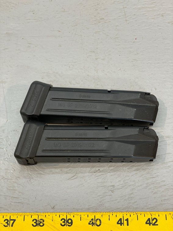 (I-20) [2] MEC-GAR 15 RD 9MM MAGAZINES
