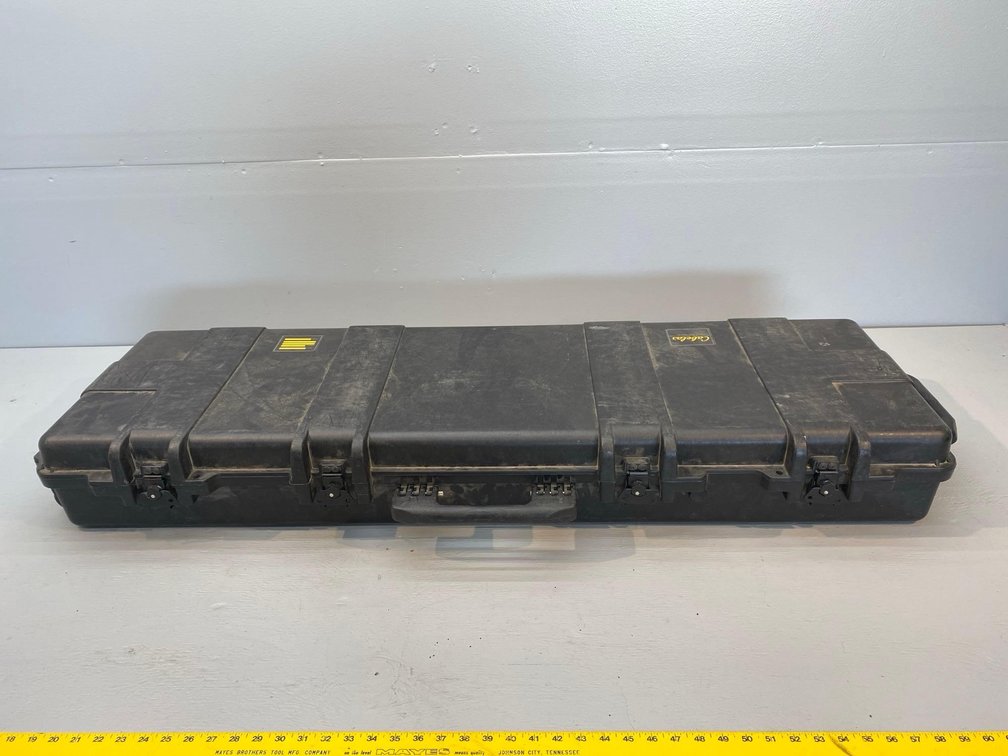 (I-38) CABELAS H51 DOUBLE LONG GUN HARD CASE, 51"