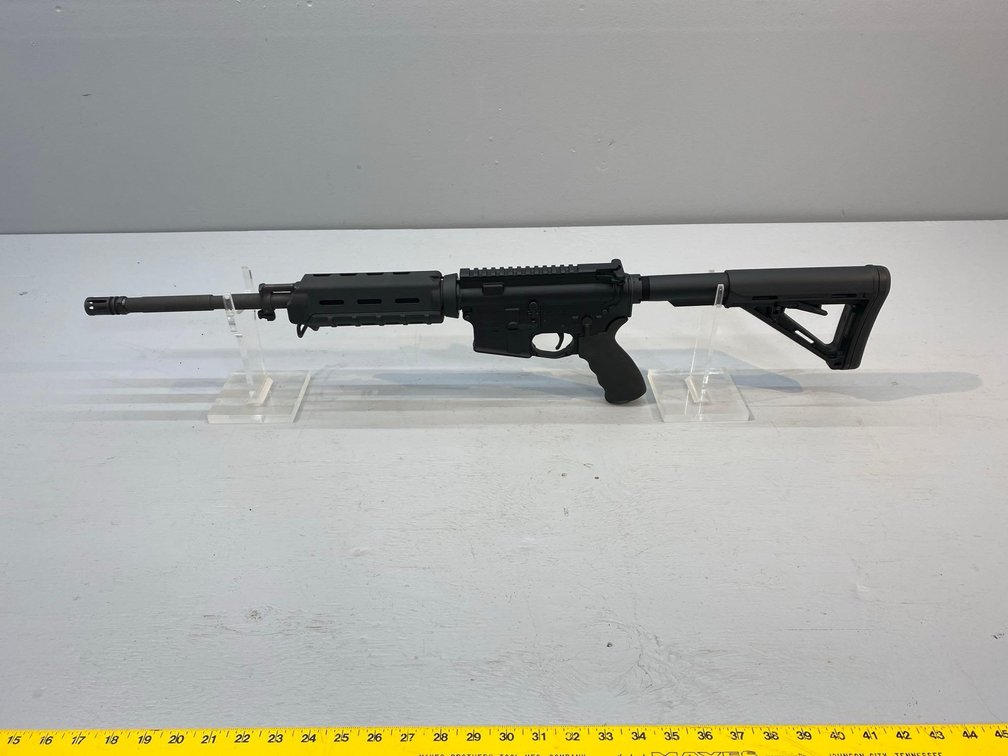 (I-50GA) ARMALITE M15 223-5.56MM SEMI AUTO RIFLE, NO MAGAZINE, SN:US359077