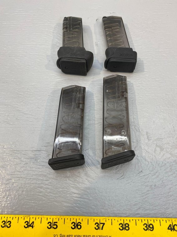 (I-9) [4] 9MM MAGAZINES, CLEAR