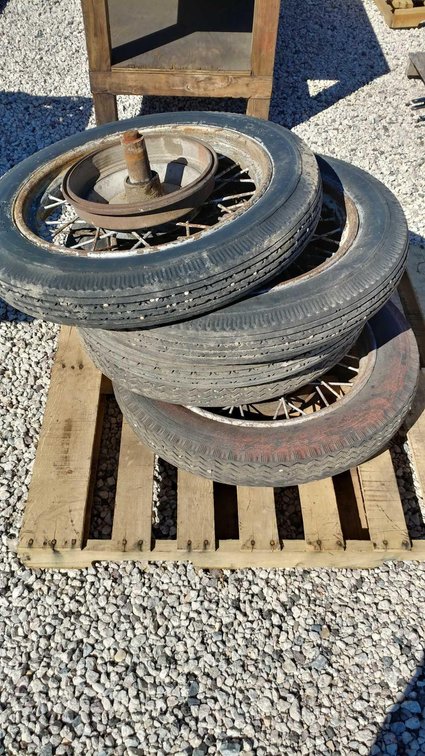 (5) 4.40/4.50-7 MODEL A TIRES AND RIMS