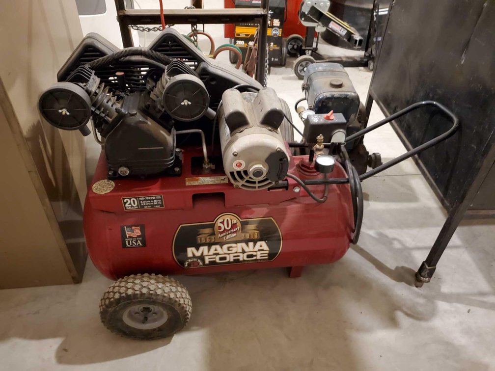 MAGNA FORCE 20 GAL AIR COMPRESSOR, TESTED AND WORKS