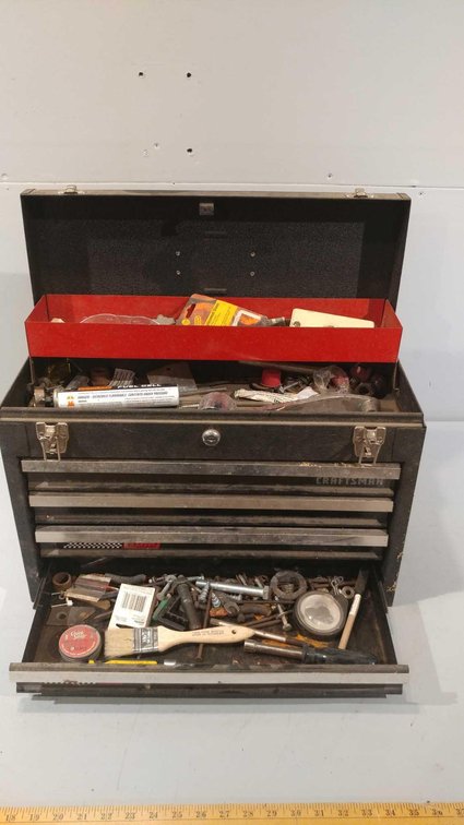 BLACK CRAFTSMAN PORTABLE TOOL CHEST (NEAR EMPTY)