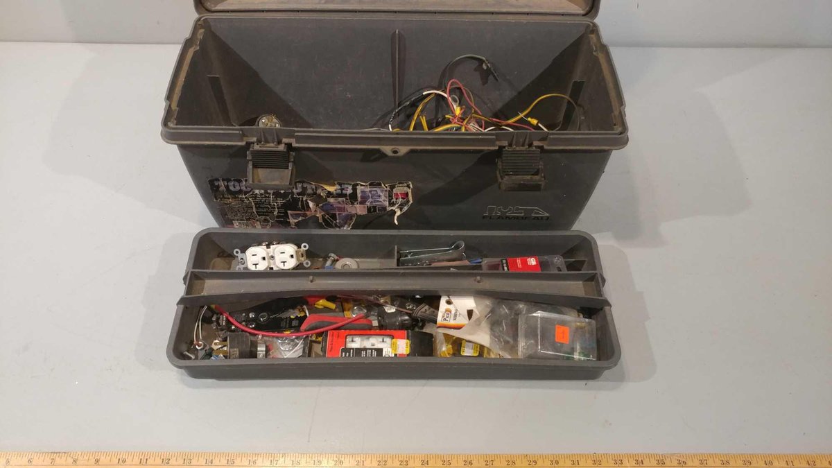 PLASTIC TOOL BOX WITH ASSORTMENT OF ELECTRICAL SUPPLIES