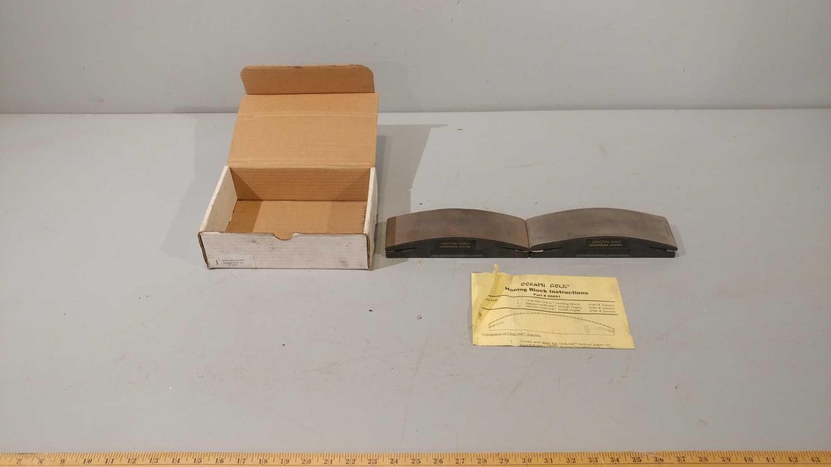 (2) OOKAMI GOLD HONING BLOCKS