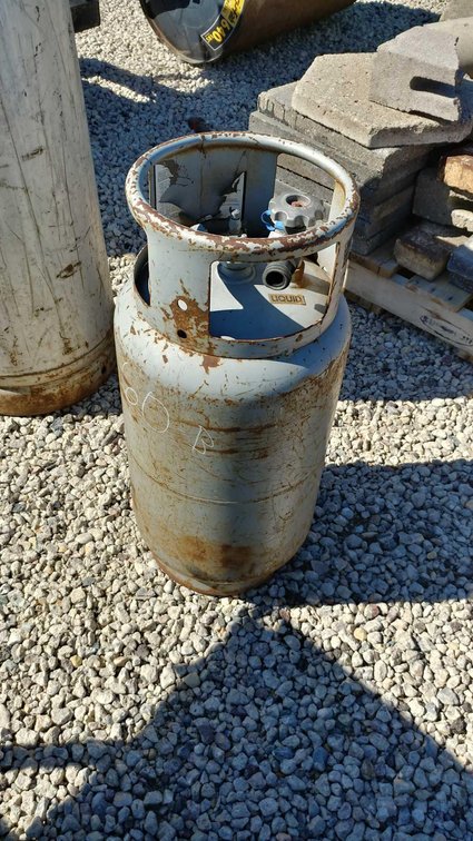 FORKLIFT LP TANK