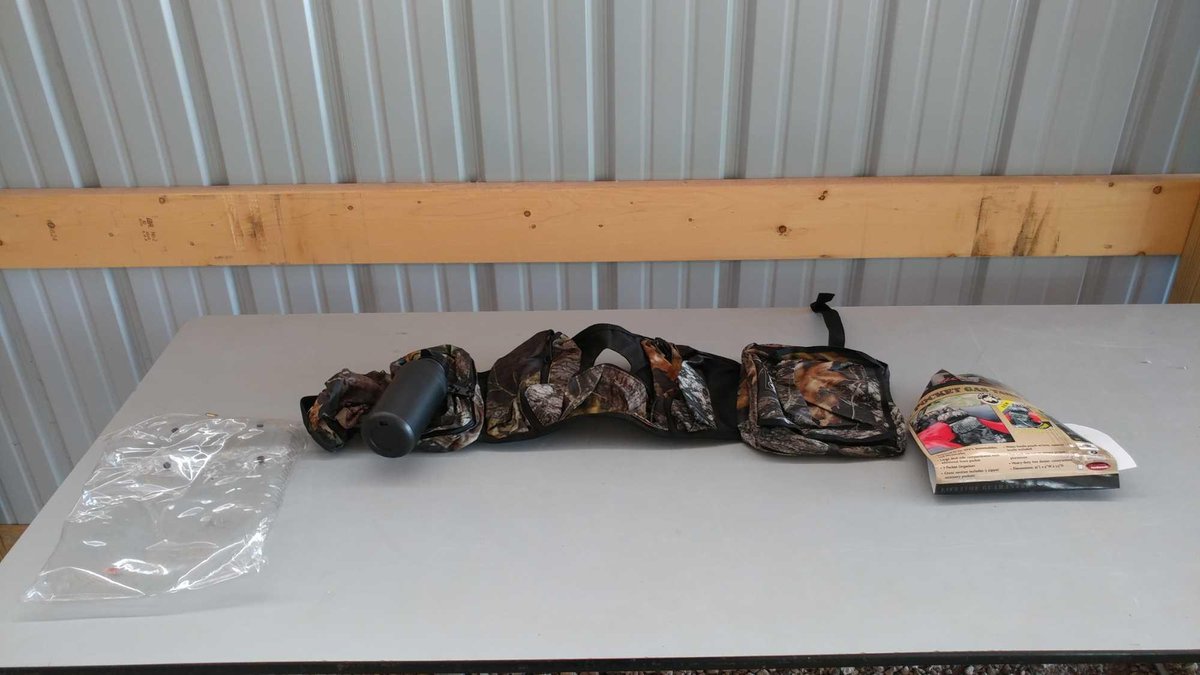 (I-6) 7-POCKET GAS TANK BAG FOR ATV