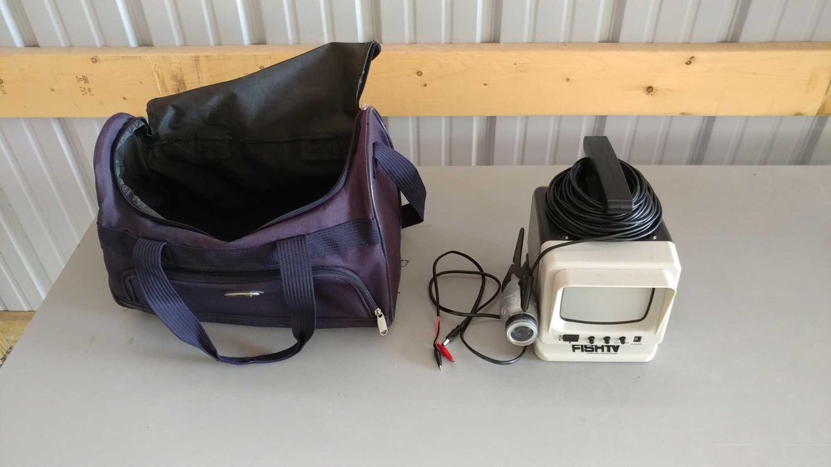 (I-29) FISH TV UNDERWATER CAMERA BLACK & WHITE (TESTED AND WORKS)