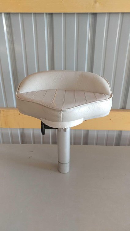 (I-34) SWIVL-EZE BOAT SEAT MOUNTING SYSTEM (MISSING PEDESTAL)