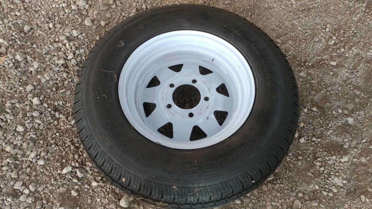 (I-54) (1) HI-RUN ST175/80D13 LQ223 TRAILER TIRE AND RIM