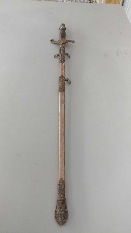 (I-57) VINTAGE DECORATIVE FRATERNAL KNIGHTS OF THE MACCABEES COMPANY A SECOND REGIMENT SWORD IN SHEA