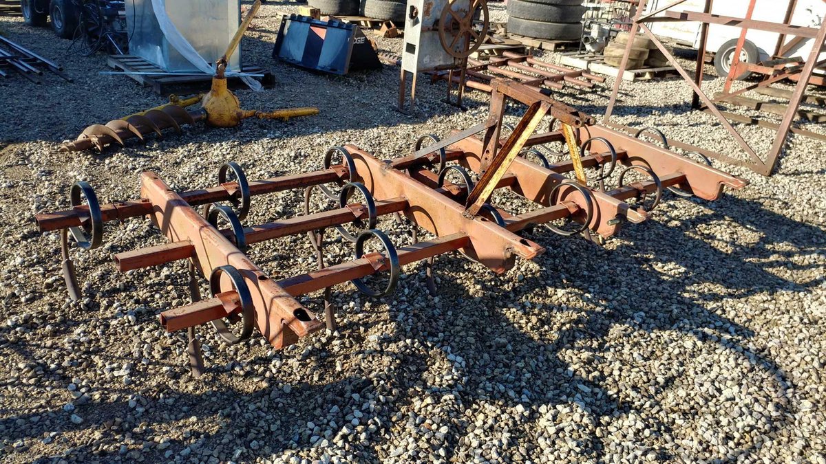 (I-163) 10' 3 PT COIL TINE CULTIVATOR
