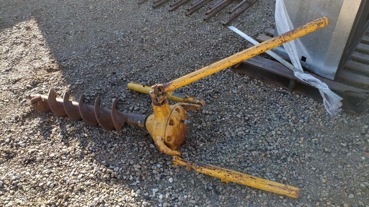 (I-164) 3 PT 8" AUGER, MISSING PARTS