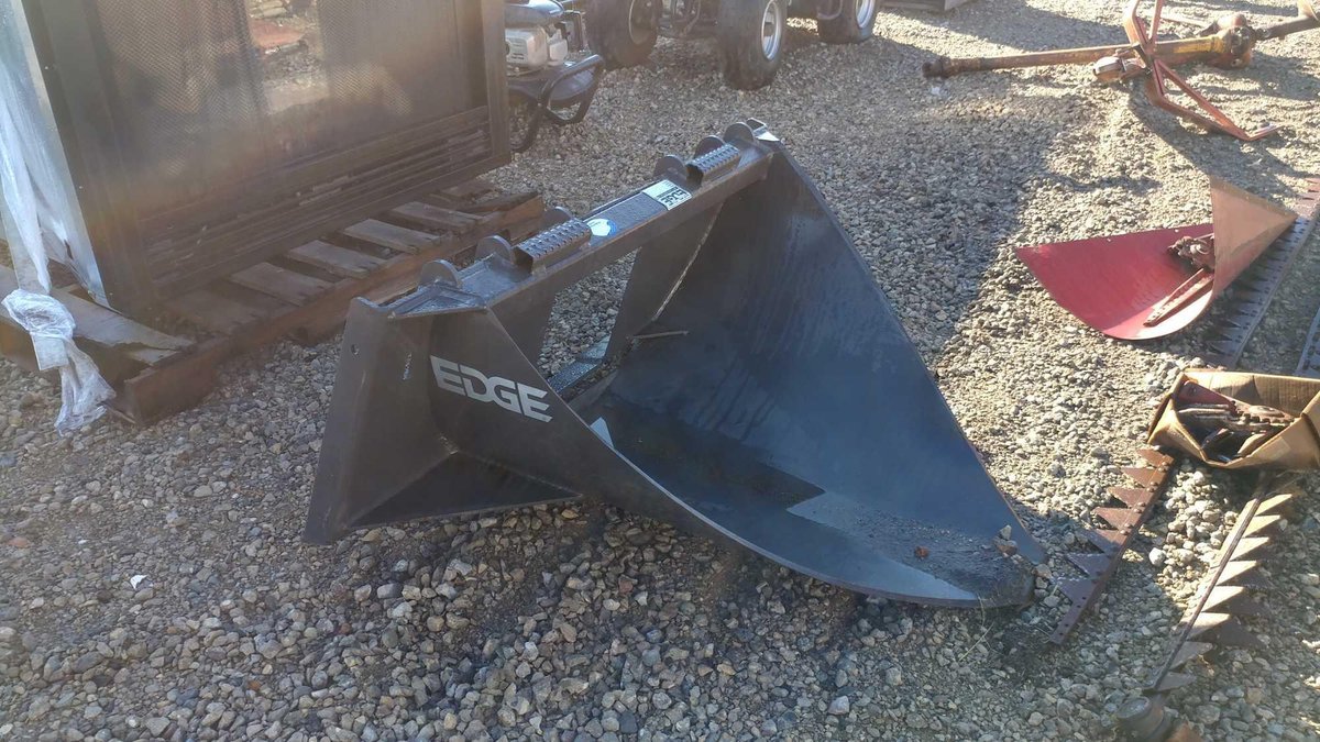 (I-166) EDGE QUICK TACH TREE SPADE