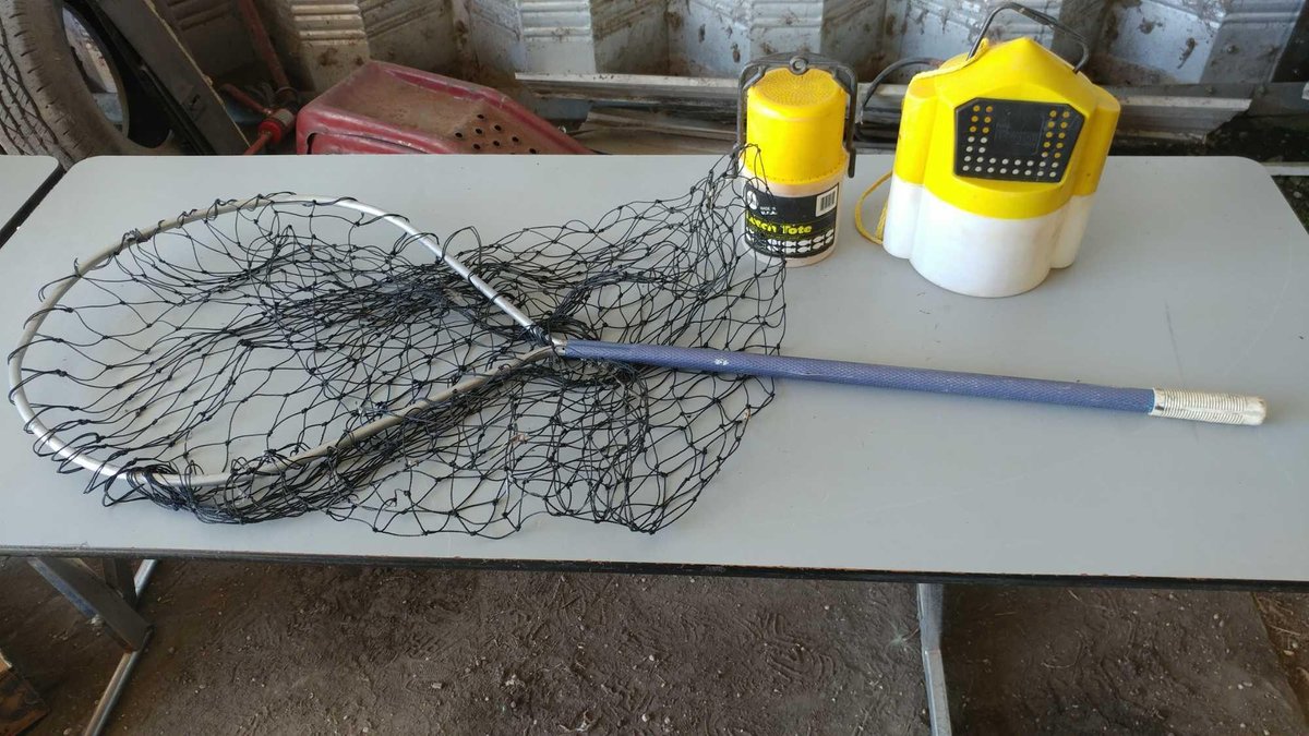FISHING NET, MINNOW BUCKET, AND A LEECH TOTE