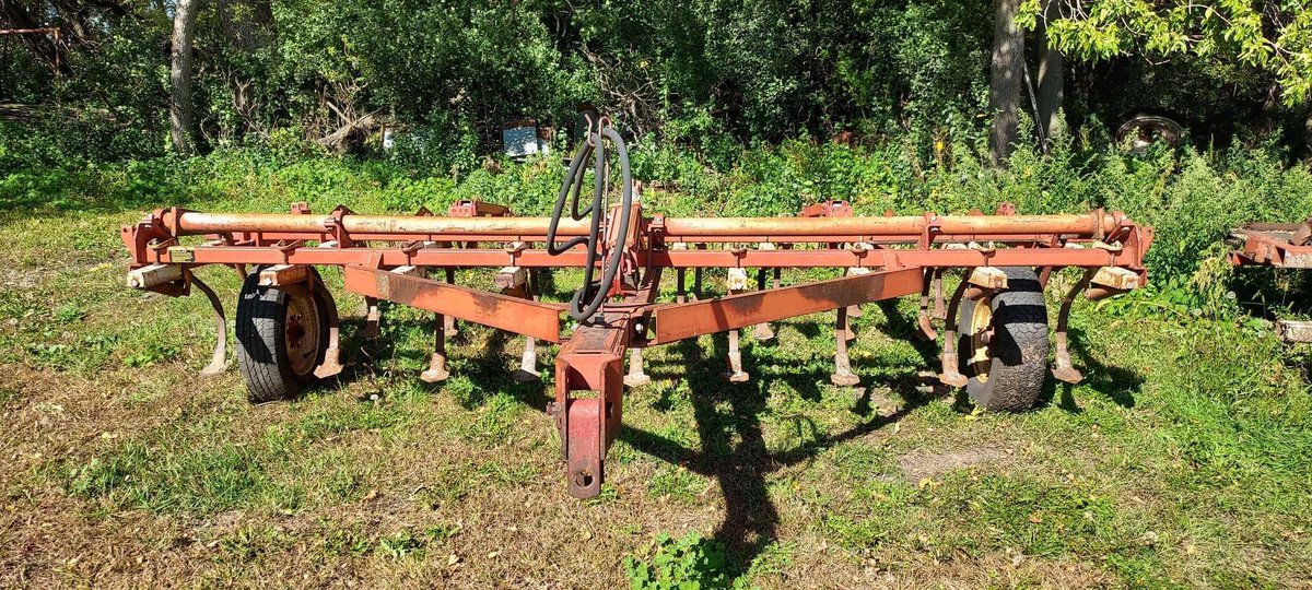 12' DIGGER W/3 BAR HARROW