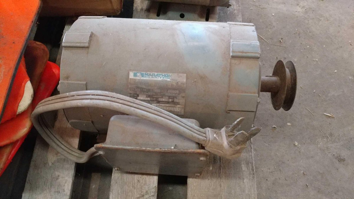 3 HP MARATHON MOTOR 1725 RPM 115/230V (SELLER STATES WORKING CONDITION)