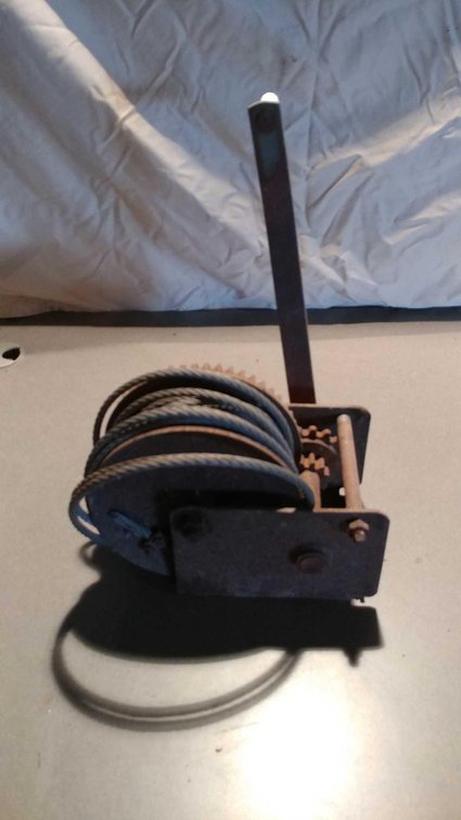 STEEL CABLE TOW WINCH