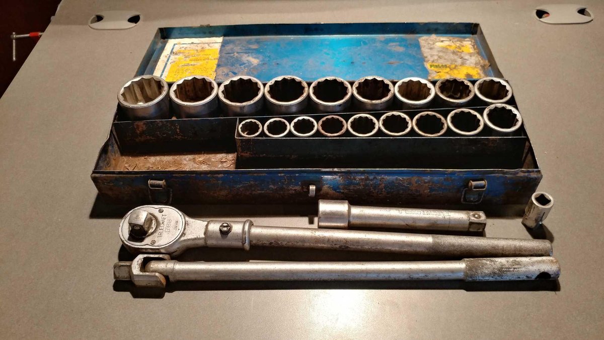 12 POINT SOCKET SET 3/4" DRIVE RANGING FROM 7/8" - 2"