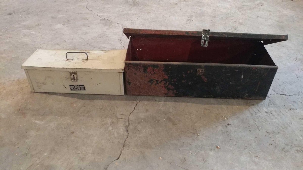 (2) METAL TOOLBOXES