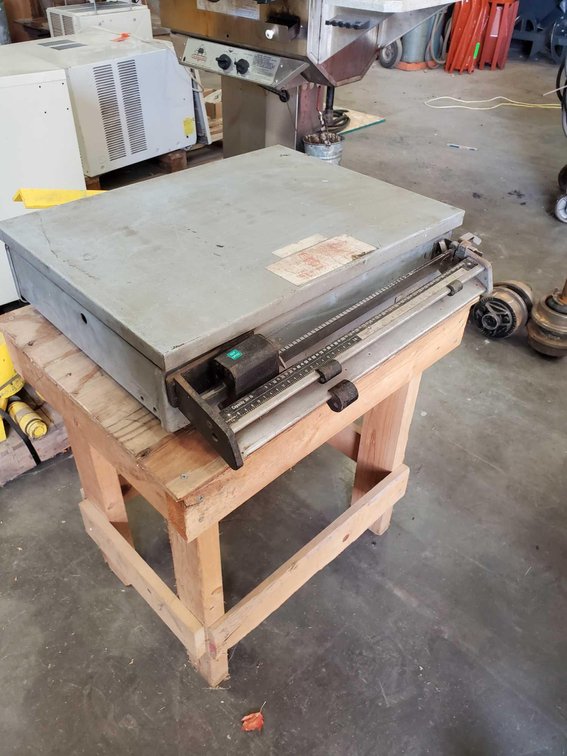 (I-15) 300 LB ACCU WEIGH SCALE (FOR MORE INFO AND LOCATION CALL NEIL @ 612-804-4142)