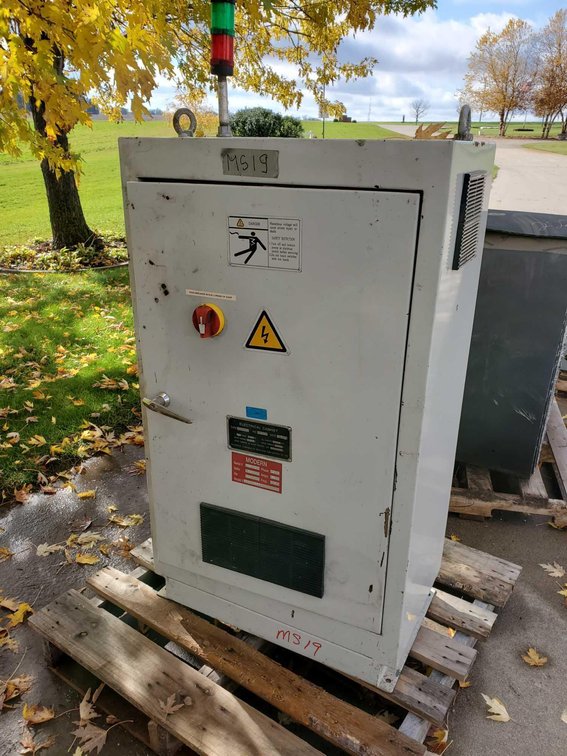 (I-29) ELECTRICAL BOX, W/SWITCHES, SET UP FOR 5 MOTORS, W/KEYS, 3 PHASE (FOR MORE INFO AND LOCATION 