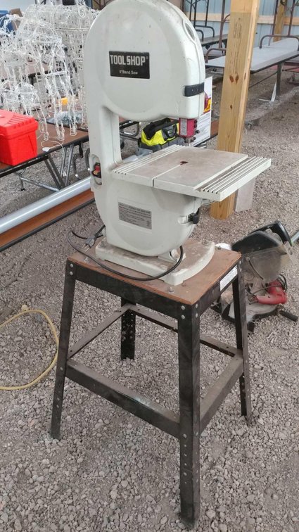 (I-53) TOOL SHOP 9" BAND SAW ON STAND 120V (TESTED AND WORKS)