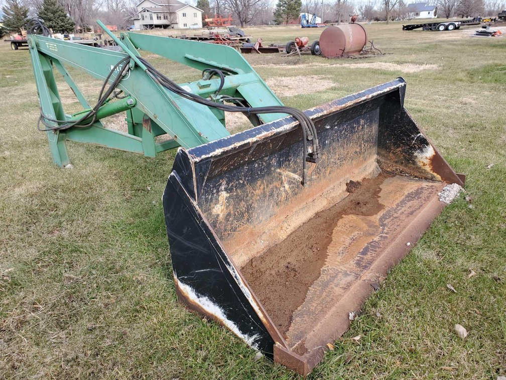 (I-344) MILLER P12 LOADER, CAME OFF OF JD 4630