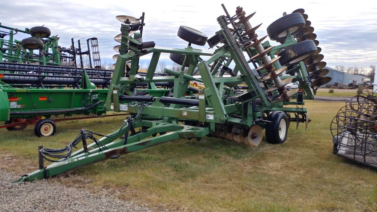 (I-156) WISHEK 30' 842-NT TANDEM DISK 