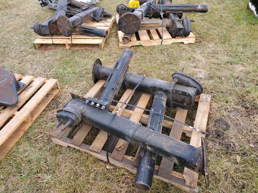 (I-575) HOLLAND TRAILER JACKS/STABILIZERS (PLEASE NOTE THESE ARE NOT STRAIGHT UP AND DOWN THEY ARE A