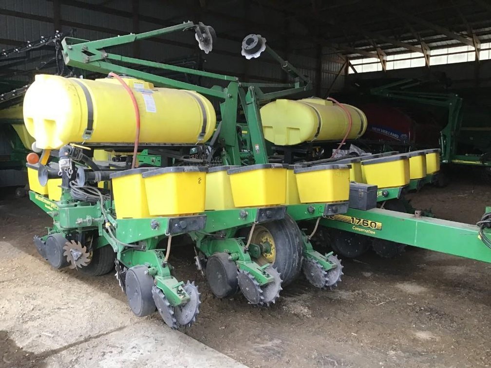 (I-308) JOHN DEERE 1760 PLANTER MAX EMERGE PLUS 12 ROW 30" VACU METER, SN# H01760F670367, PRECISION 