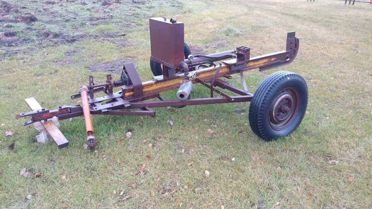 (I-148) HOMEMADE LOG SPLITER PTO DRIVEN 