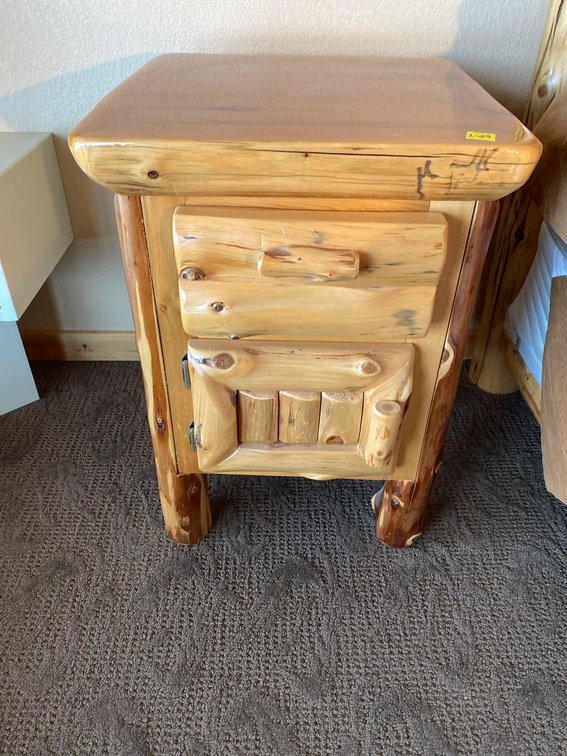  (A1-SPRUCE) RUSTIC PINE BEDSIDE TABLE 28"T X 21"D X 20"W 