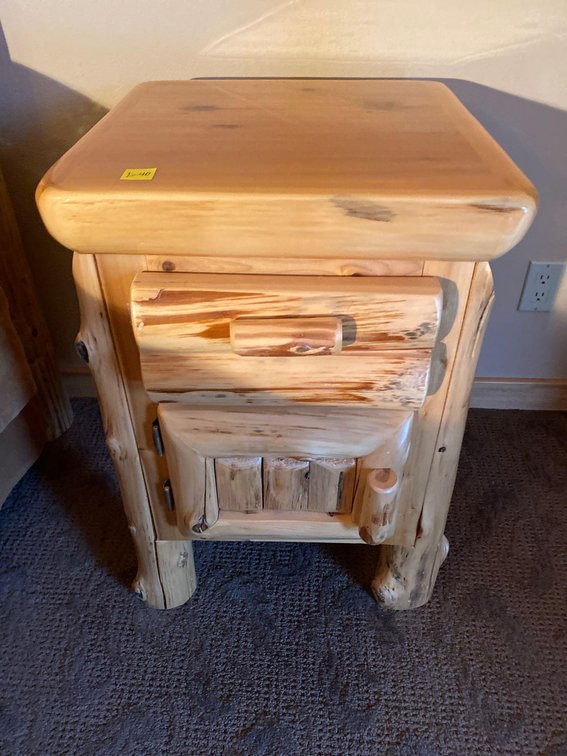  (A1-TAMARACK) RUSTIC PINE BEDSIDE TABLE 28"T X 21"D X 20"W