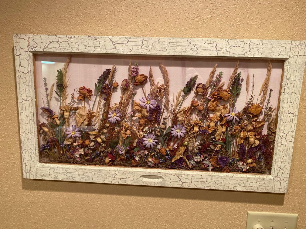  (A1-MANAGER) FLORAL WALL HANGER 34"X19"