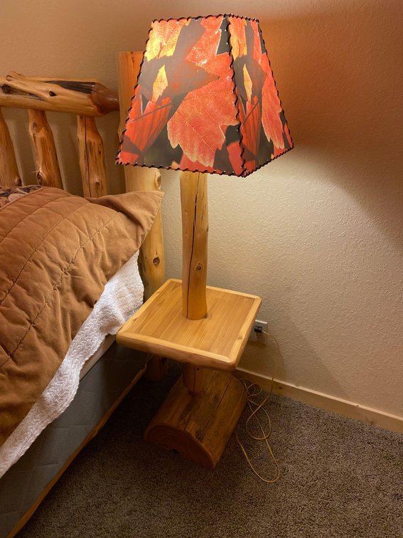  (A1-MANAGER) RUSTIC PINE BEDSIDE TABLE/LAMP  ​​​​​​​58" TALL 