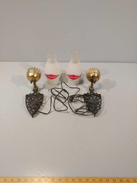 ASSORTMENT OF GRAIN BELT PREMIUM LAMPS